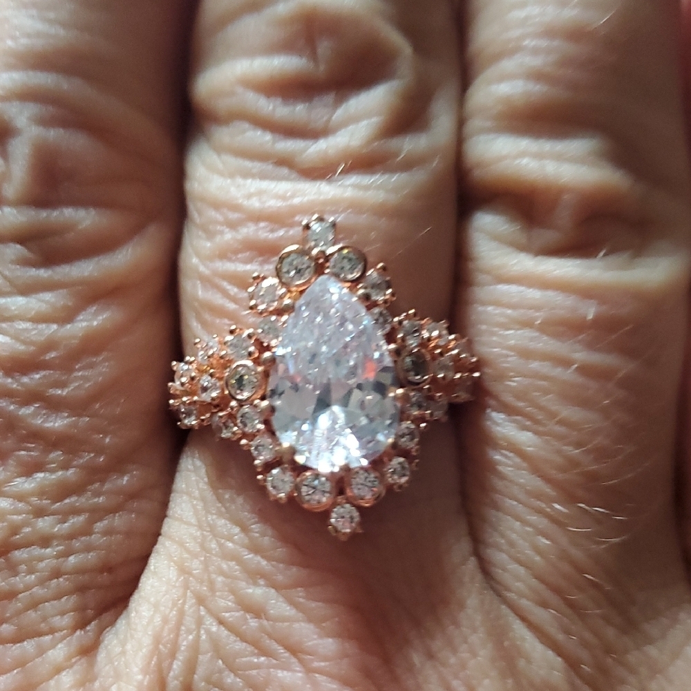 STERLING SILVER ROSE GOLD FANCY PEAR